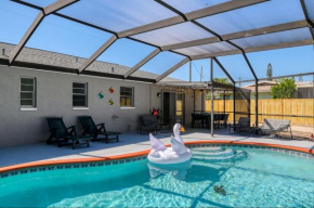 Lakes Sunny Paradise Newly Remodeled 3 Bedroom Home With Pool Fenced in Backyard home
